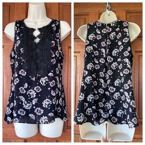 White House Black Market blouse Sz petite small